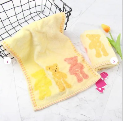 Miksi puuvillan Jacquard -kasvopyyhkeiden reunasuunnittelu ja veden imeytymis suorituskyky lapsille lapsille?