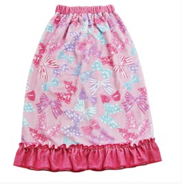 Tarjoaako BathSkirt vedenpitäviä ja kosteutta pitäviä ominaisuuksia?